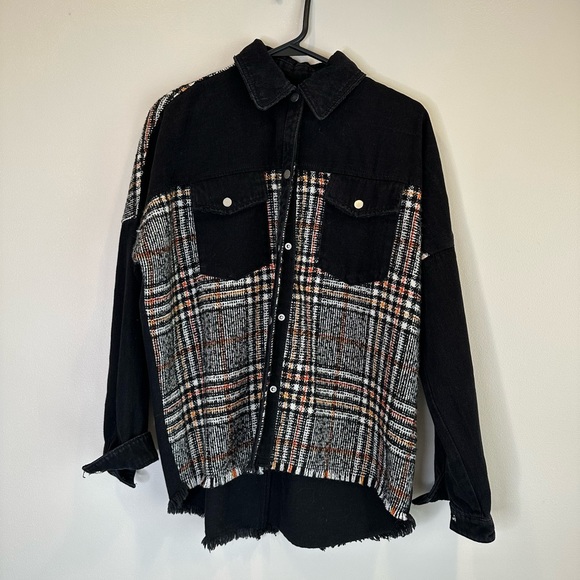Zara Jackets & Blazers - Zara jacket women’s extra small Xs button plaid denim